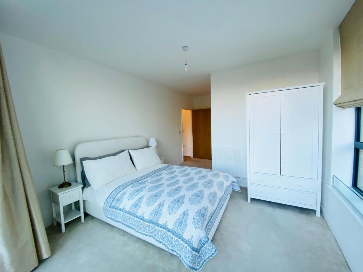 Spacious Two Bedroom Apartment In Balham London Exterior photo